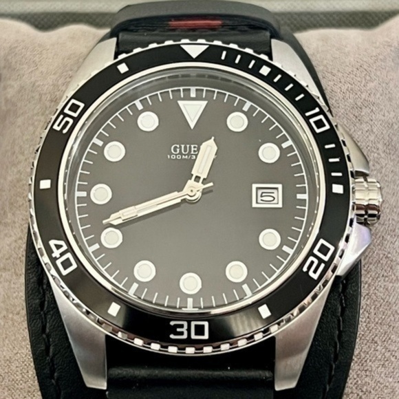 Guess Other - Guess Crew Style Date Designer Sport Men’s Watch (NIB: W1051G1)